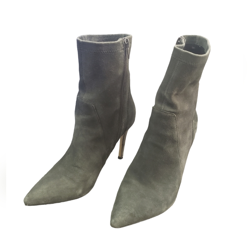 Charles David Womens Laurent Ankle boot size 7 Charcoal gray